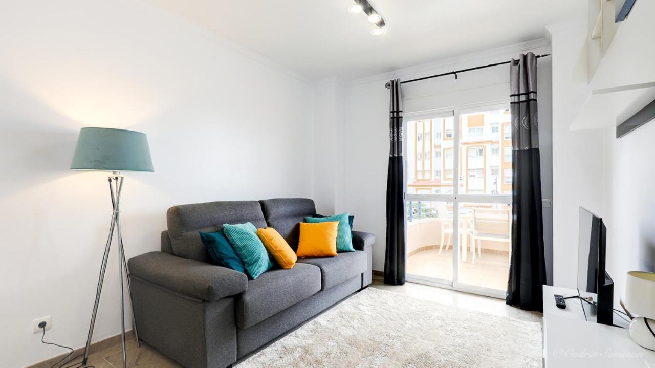 Cozy Apartment Overlooking Estepona'S Marina! Экстерьер фото