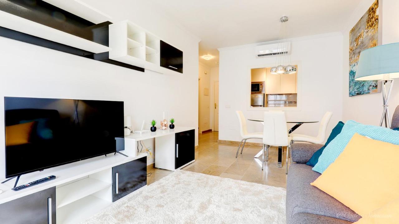 Cozy Apartment Overlooking Estepona'S Marina! Экстерьер фото