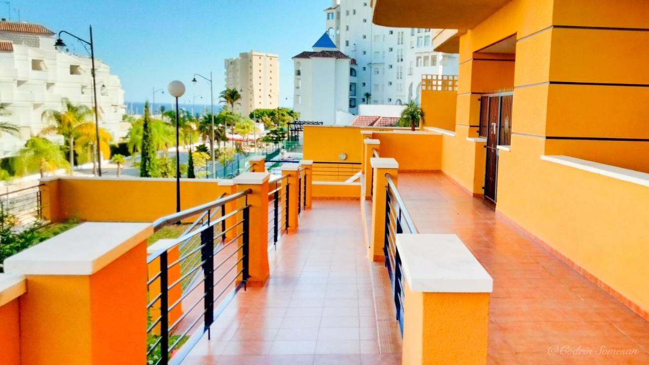 Cozy Apartment Overlooking Estepona'S Marina! Экстерьер фото