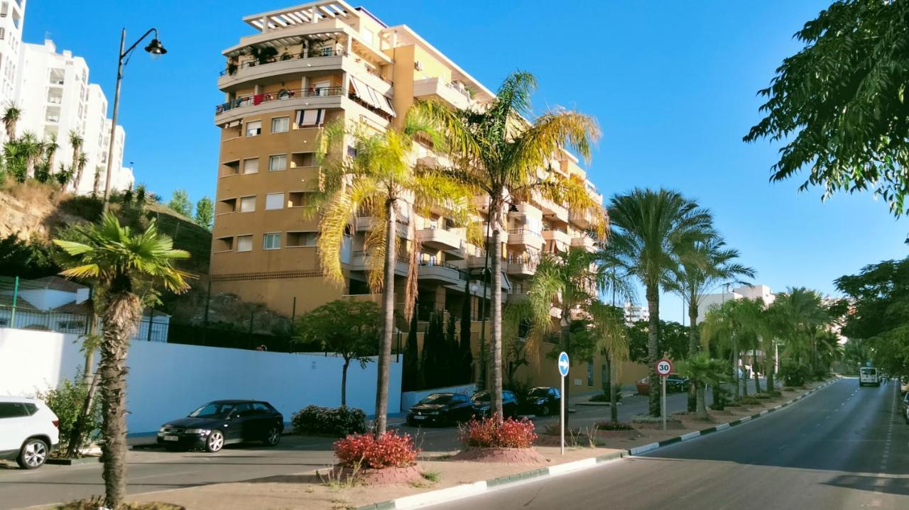 Cozy Apartment Overlooking Estepona'S Marina! Экстерьер фото